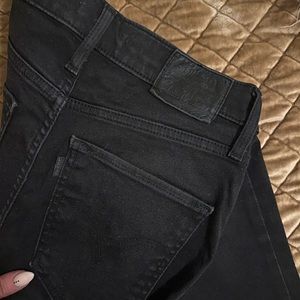 Levi’s Premium Mile High Skinny Jeans Size 28 Black